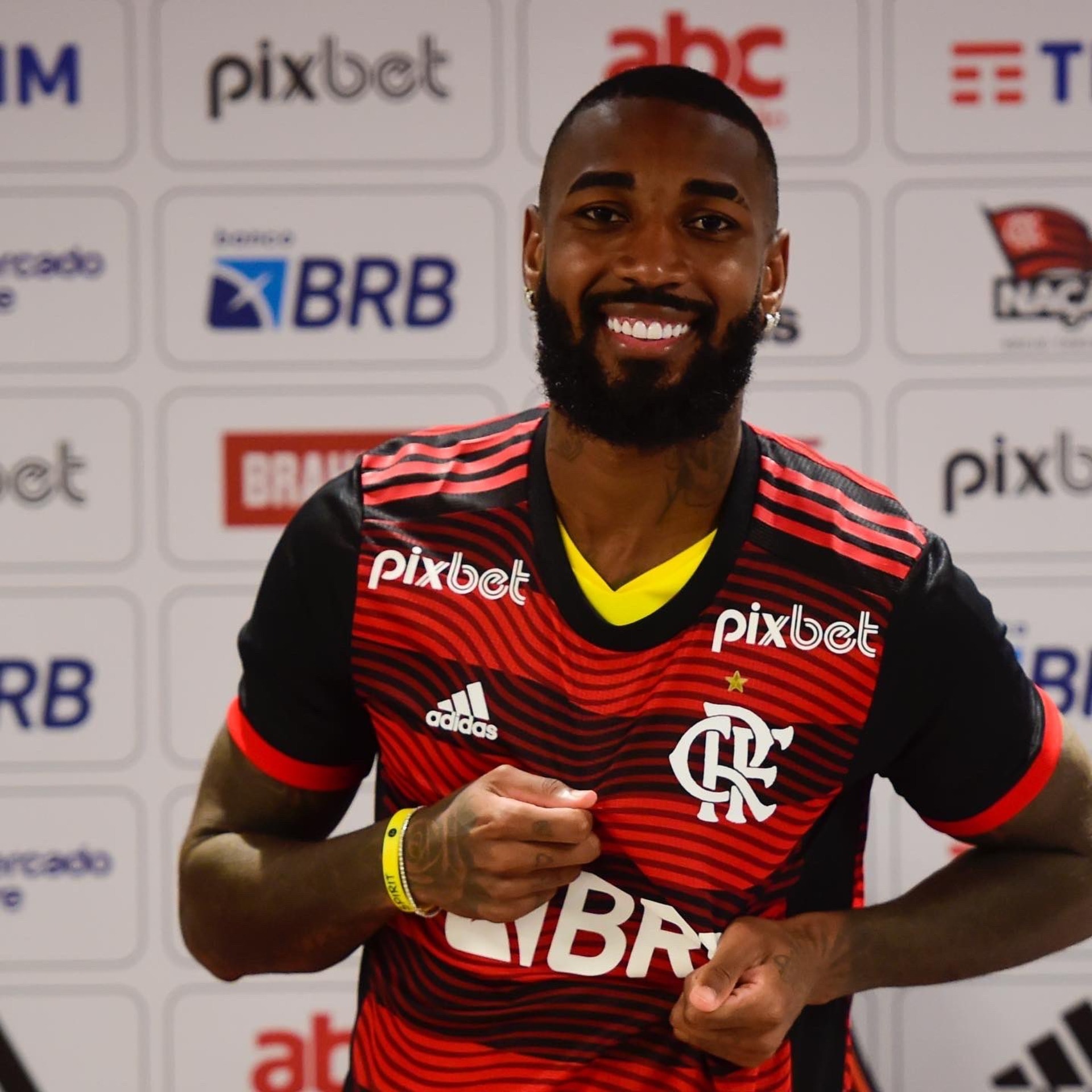 Gerson, do Flamengo, passará por cirurgia e não joga o Campeonato Carioca