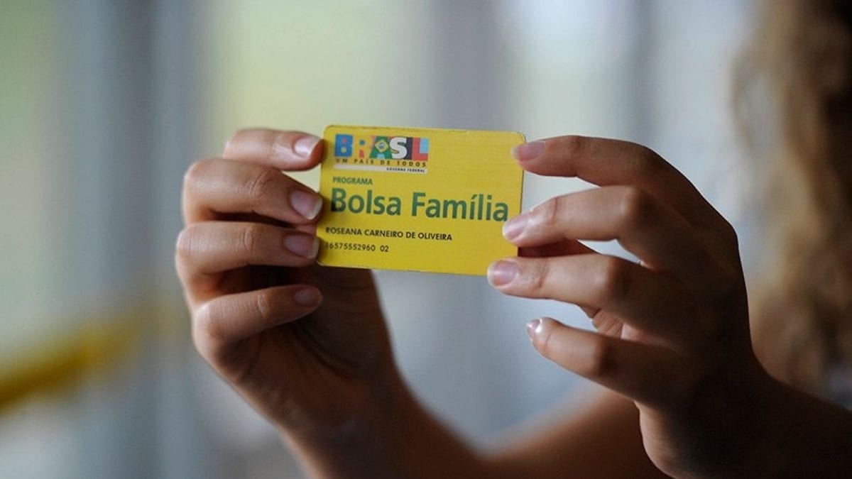 Governo Lula retira 2,7 milhões de pessoas do programa Bolsa Família