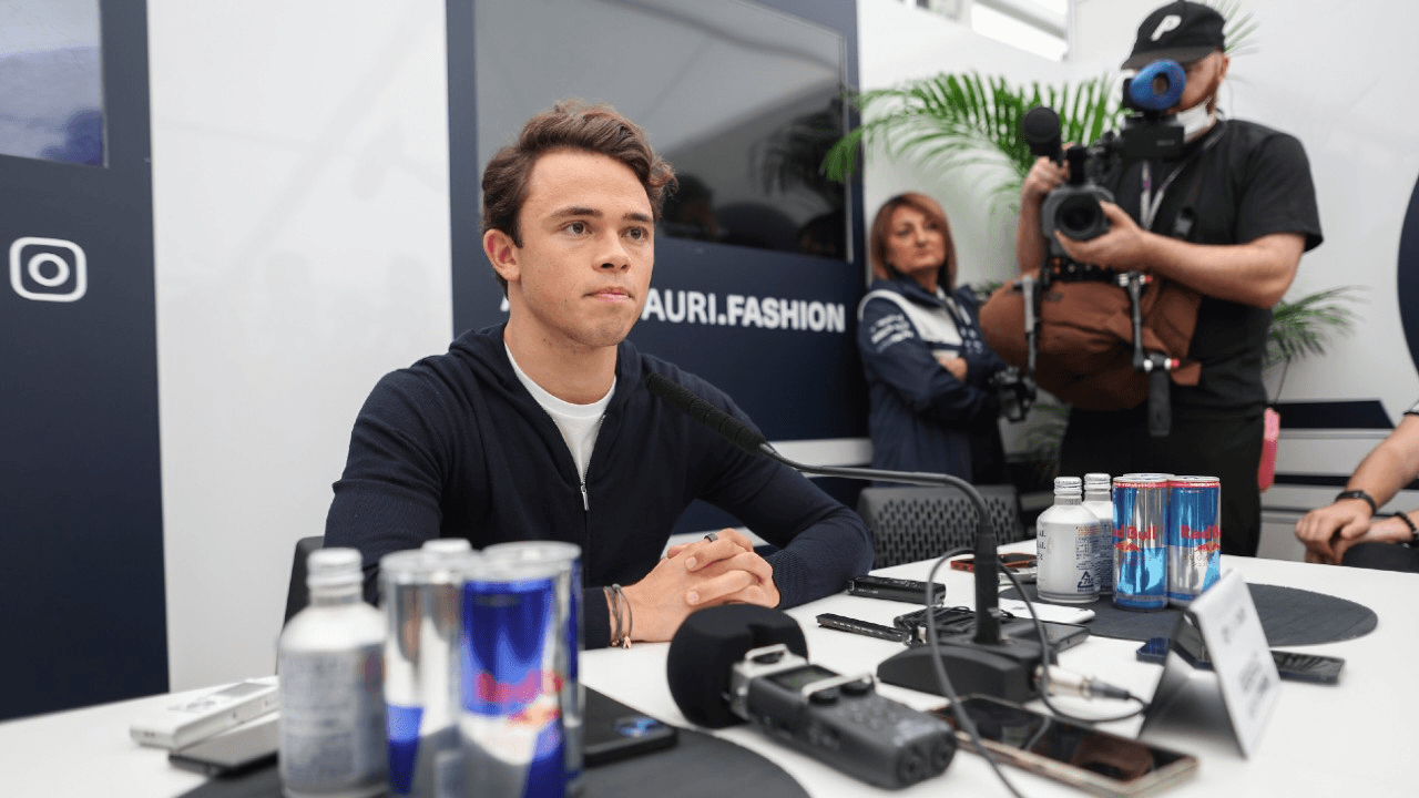 Nick De Vries durante o GP do Japão de 2022