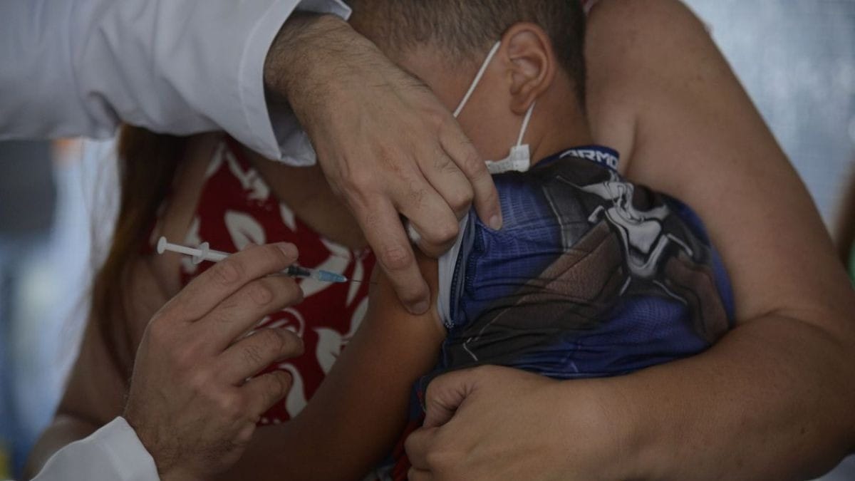 Covid-19: apenas 9 postos de saúde de SP tem doses de vacina para crianças entre 5 e 11 anos