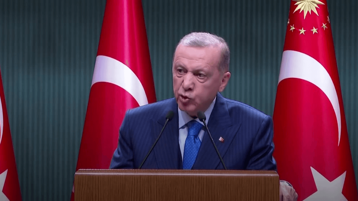 Terremoto que matou 50 mil pode ser decisivo contra Erdogan na eleição turca
