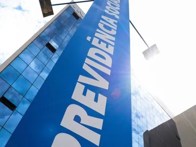 Beneficiários do INSS começam a receber valor com reajuste nesta segunda-feira (27)