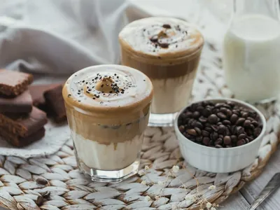 Café com espuma de leite: Roberto Strongoli dá dica para turbinar a bebida