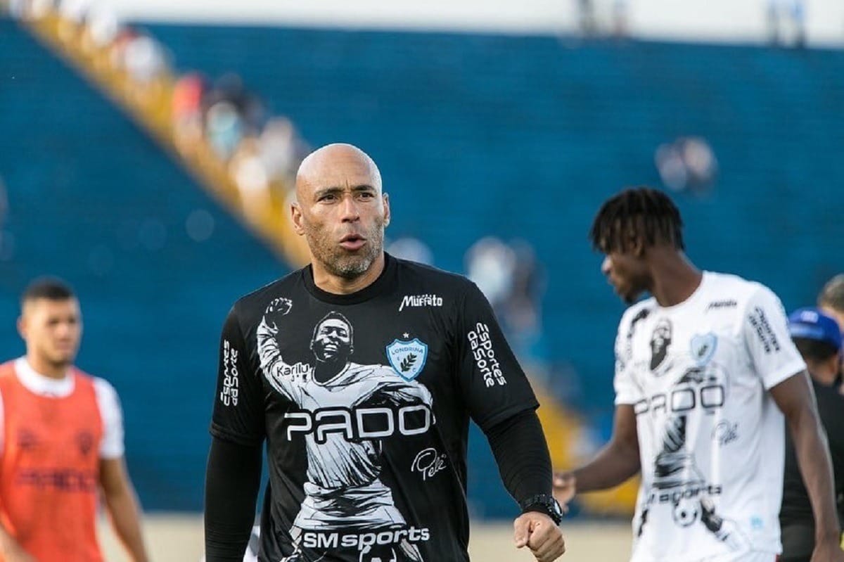 Edinho, filho de Pelé, é demitido e readmitido pelo Londrina em menos de 24h