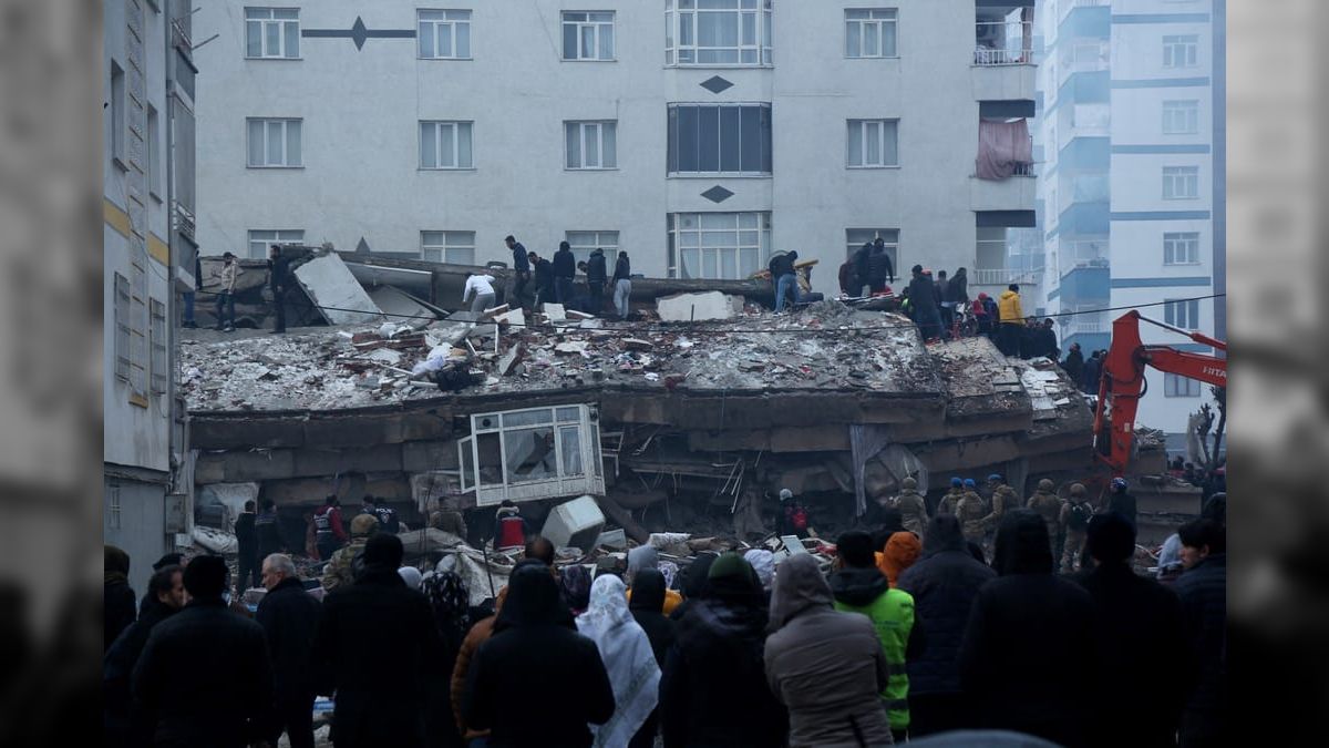 "Sensação de morte", diz brasileira após terremoto na Turquia