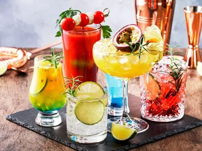 Carnaval: misturar bebidas alcoólicas faz mal à saúde?