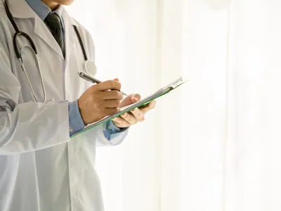 Câmara analisa PL que garante acesso de pacientes ao prontuário médico