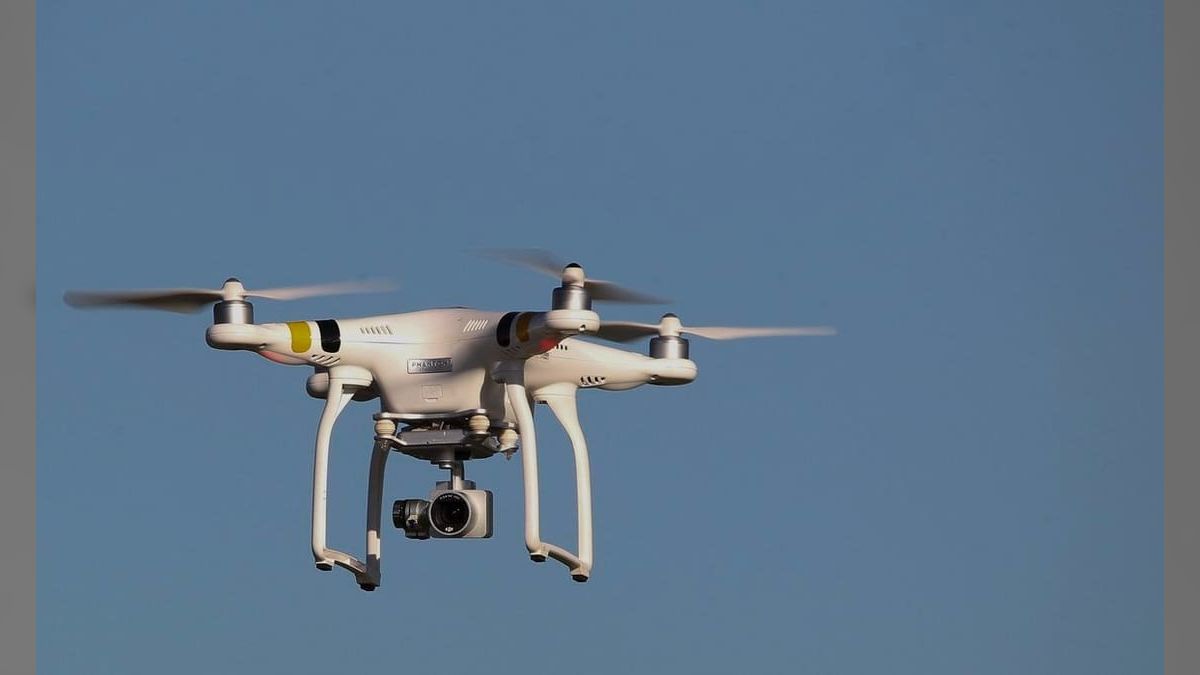 Uso de drones agrícolas podem reduzir custo de produção de alimentos