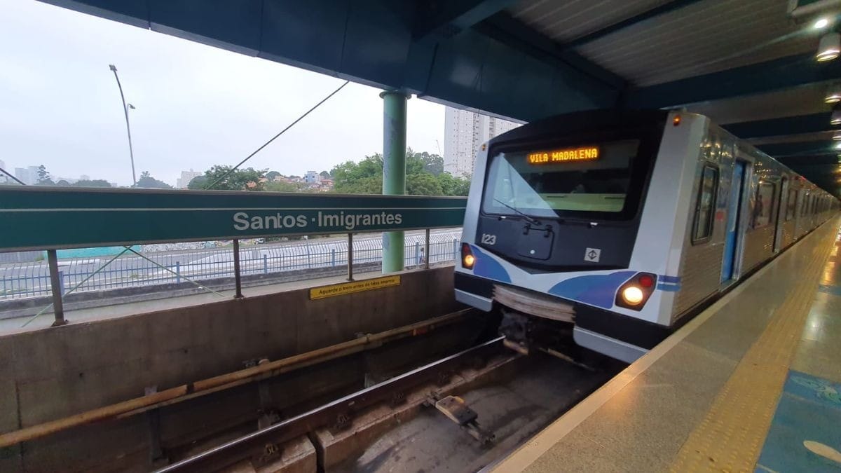 Sindicato decide por greve no Metrô de SP a partir de 0h desta quinta-feira (23)