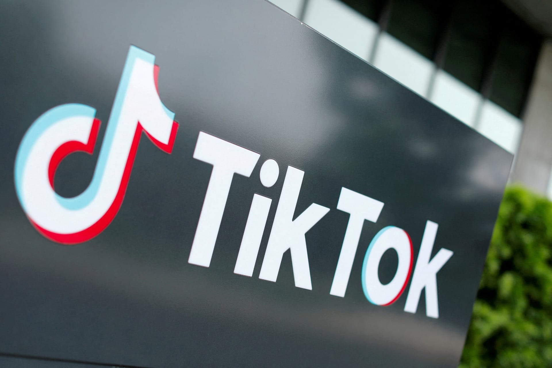 TikTok desativará filtros de beleza para menores de idade
