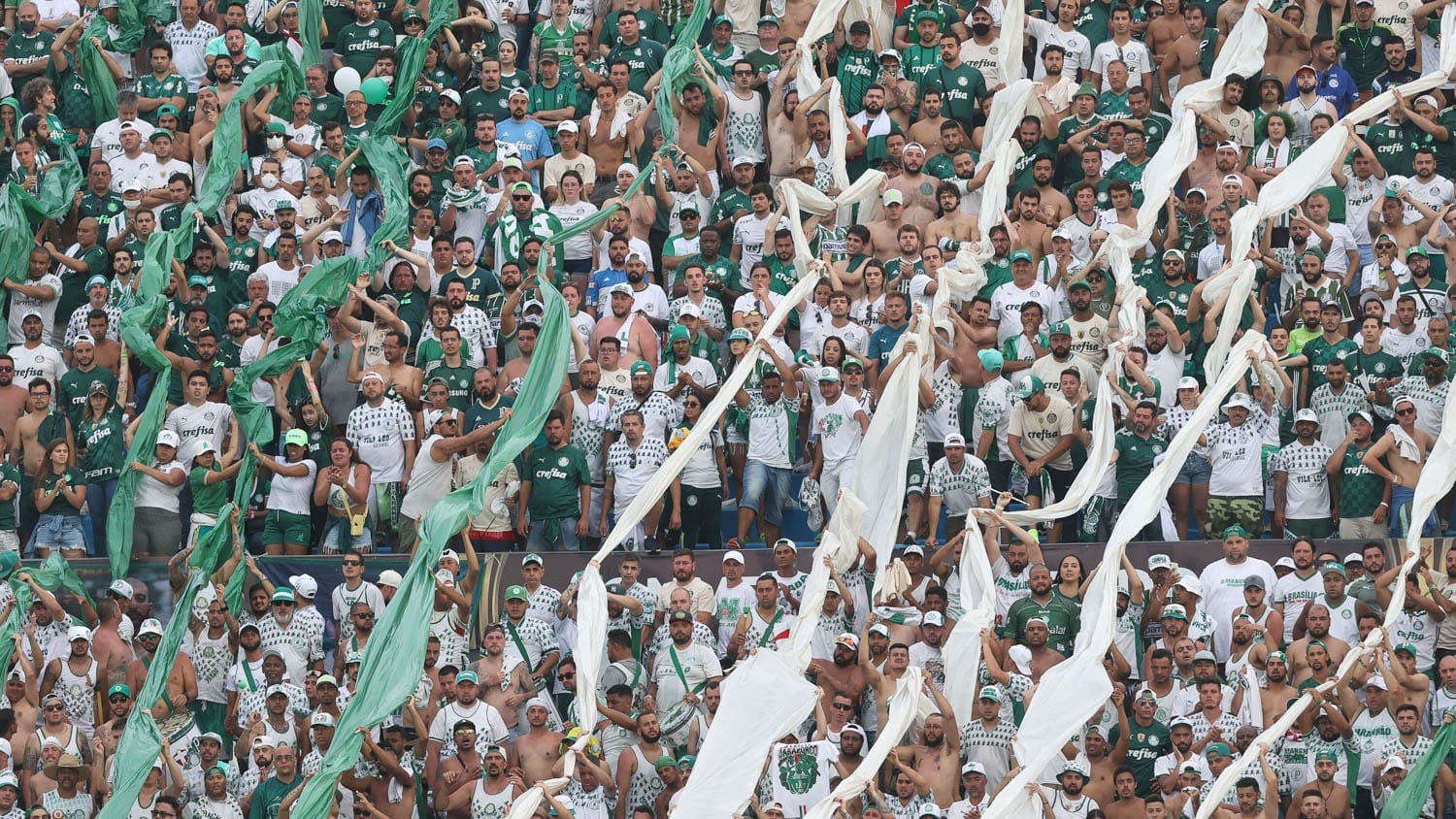 Torcida organizada do Palmeiras prepara mosaico e "mágica" para final da Libertadores