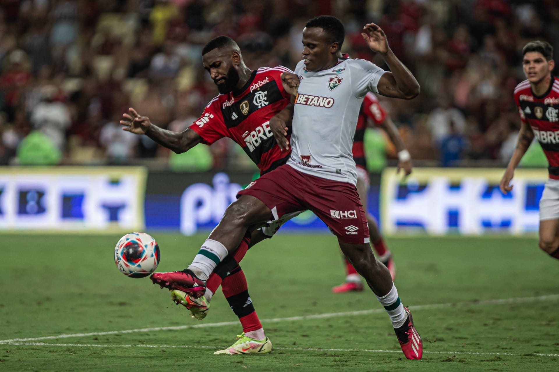 Fluminense x Flamengo: onde assistir, datas e horários da final do Carioca