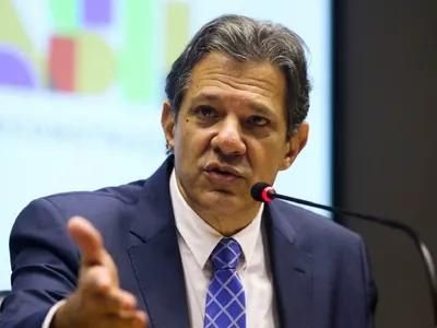 Combustíveis: Haddad prepara proposta a estados antes de deixar governo