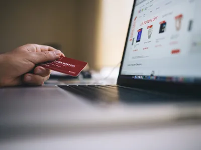 Governo vai taxar Shopee e Shein? Entenda discussão