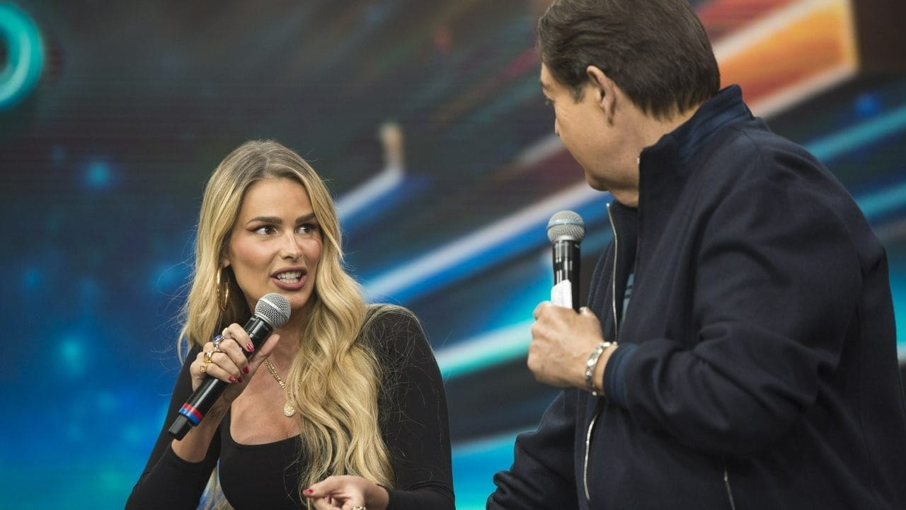 Yasmin Brunet relembra encontro inusitado em Nova York: “Teve dor de barriga”