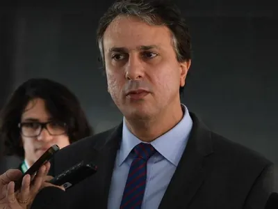 Aliados tentam emplacar Camilo Santana no Ministério da Justiça