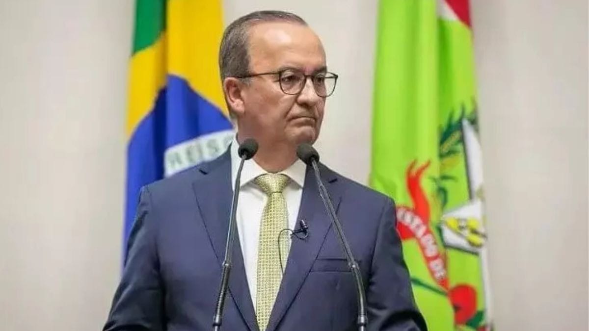 Polícia de SC deflagra operação em 3 estados após Jorginho Mello ser alvo de ameaças