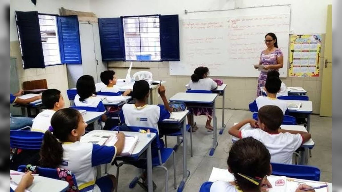 Milhões de beneficiários do Bolsa Família podem não estar frequentando a escola