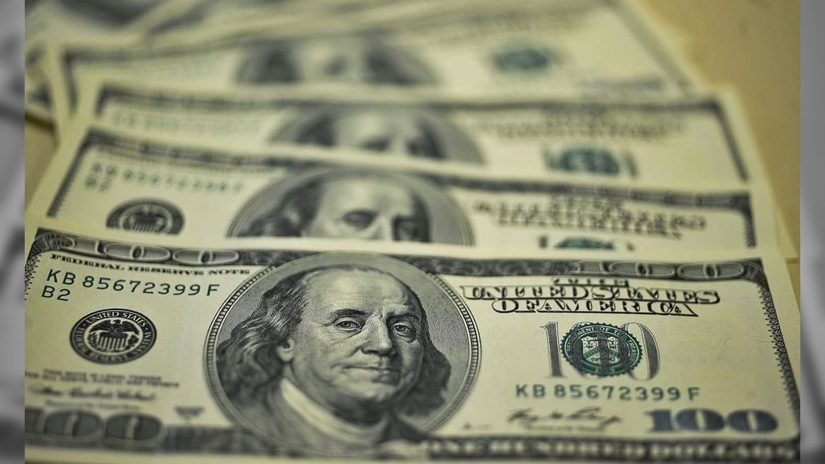 Dólar dispara e Ibovespa recua após Trump anunciar tarifas de 100 % contra China
