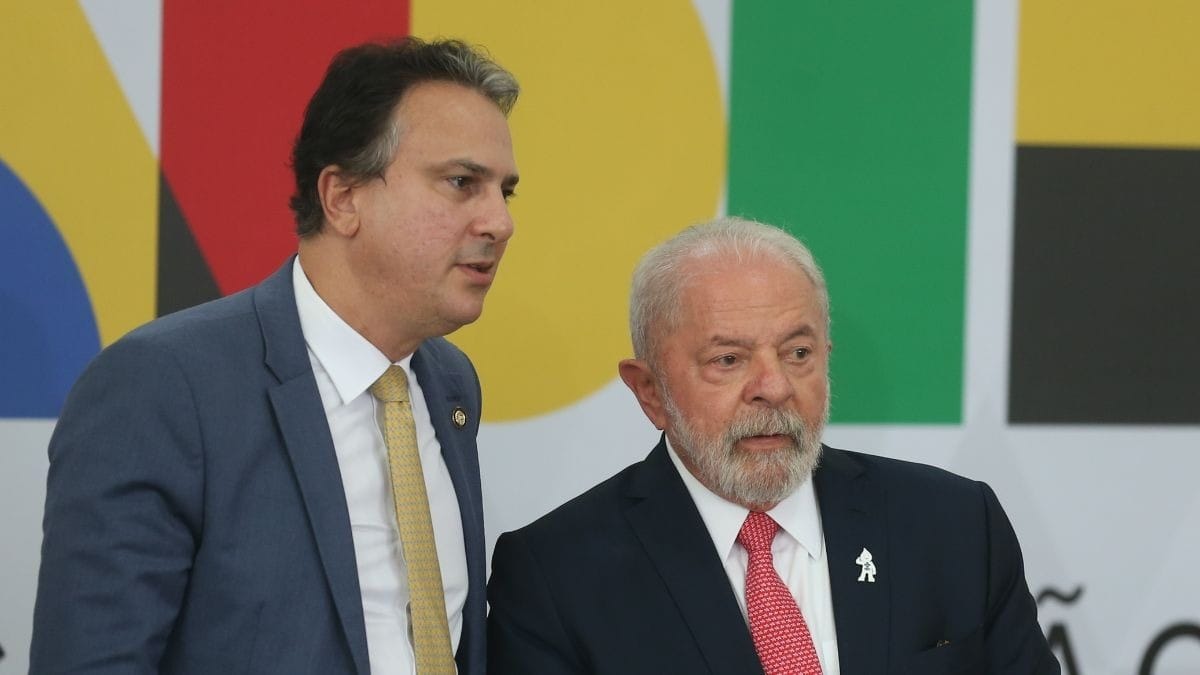 Camilo Santana e Haddad confirmam saída dos ministérios no governo Lula