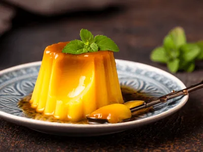 Pudim de pistache da Carole Crema fica lisinho; aprenda receita