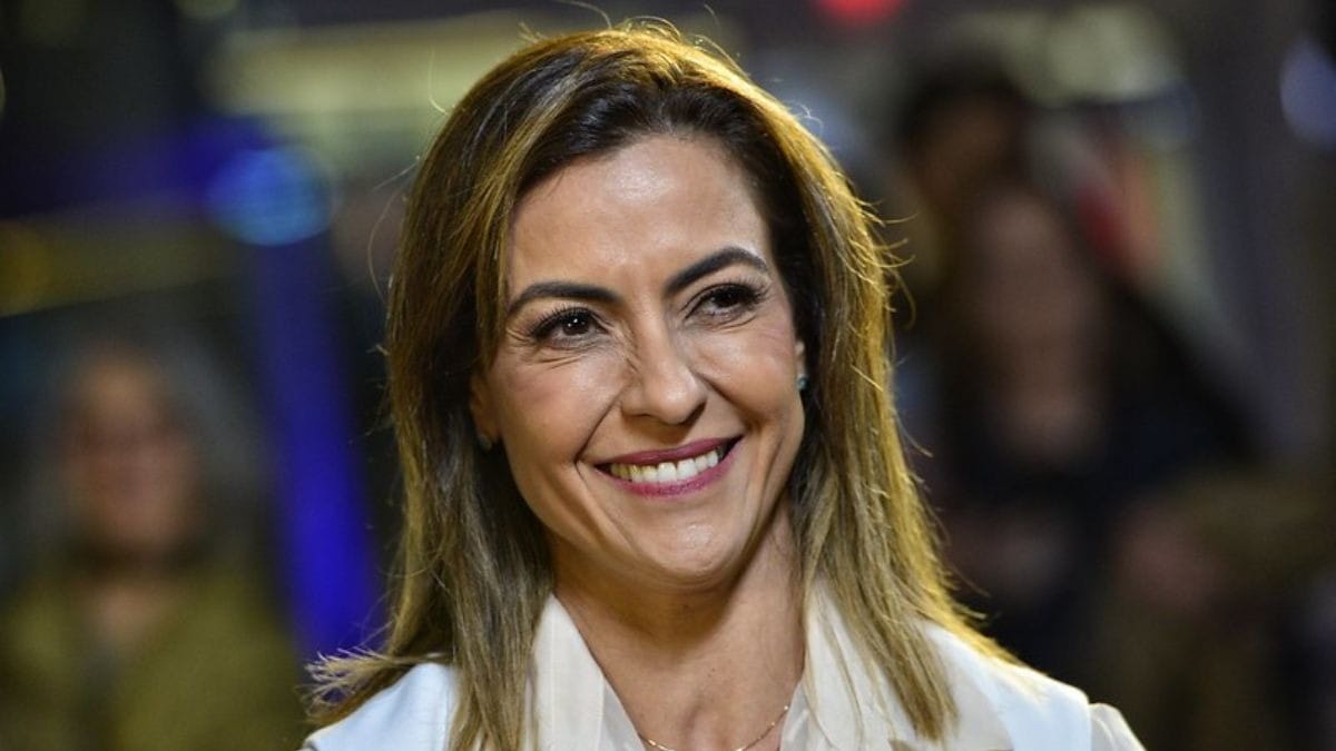 Soraya Thronicke recebe alta hospitalar após acompanhar quadro alérgico
