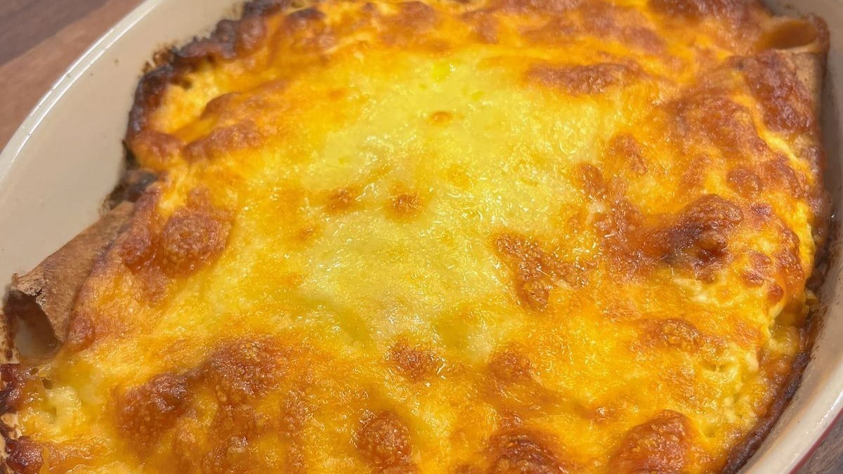 Panqueca de mandioca gratinada com creme de palmito | Band Receitas