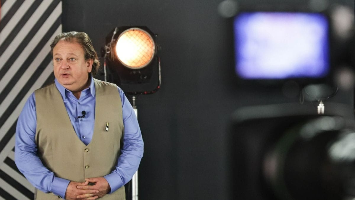 Erick Jacquin faz sucesso com broches no MasterChef; conheça coleção do jurado