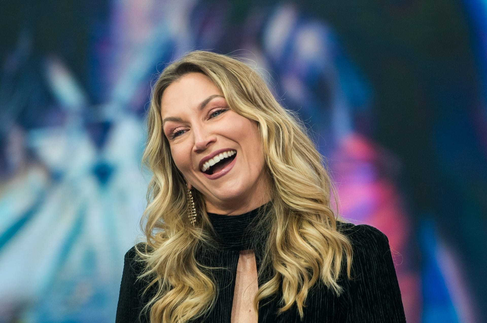 Anne Lottermann diz que aprendeu a ser carinhosa com os filhos: "Me curaram"