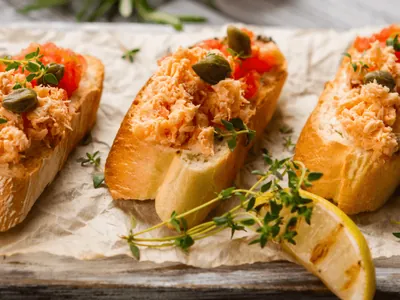 Almoço de última hora: aprenda a fazer salada de bacalhau para o Dia das Mães