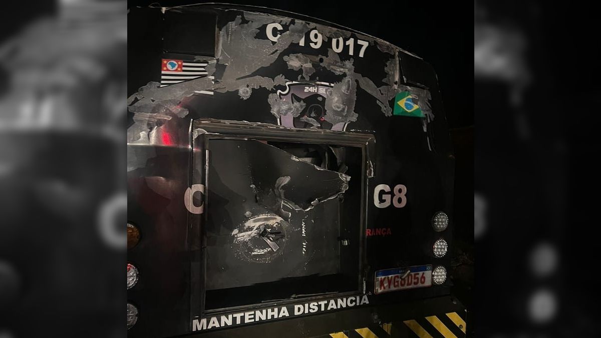 Criminosos explodem carro-forte, ferem duas pessoas e fogem com R$ 2 milhões