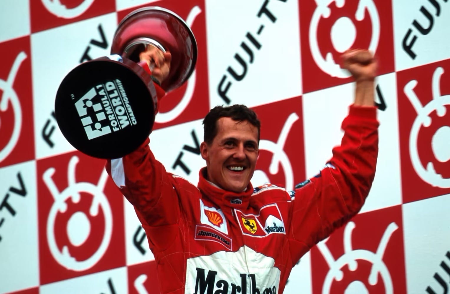 Michael Schumacher venceu pelo menos uma corrida de 1992 a 2006