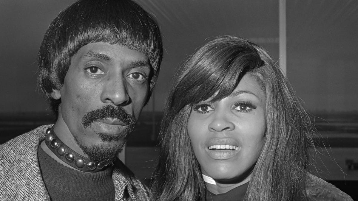 Tina Turner superou violência doméstica e se tornou diva da música mundial
