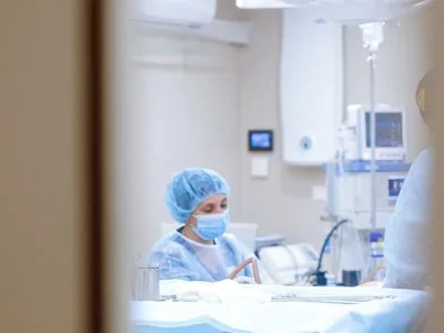 Terapia celular levou à remissão de câncer em paciente do SUS; saiba o que é