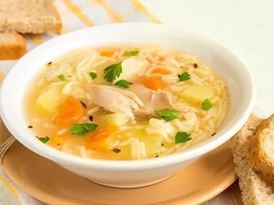 Como reaproveitar a carcaça de frango? Caldos, sopas e muito mais!