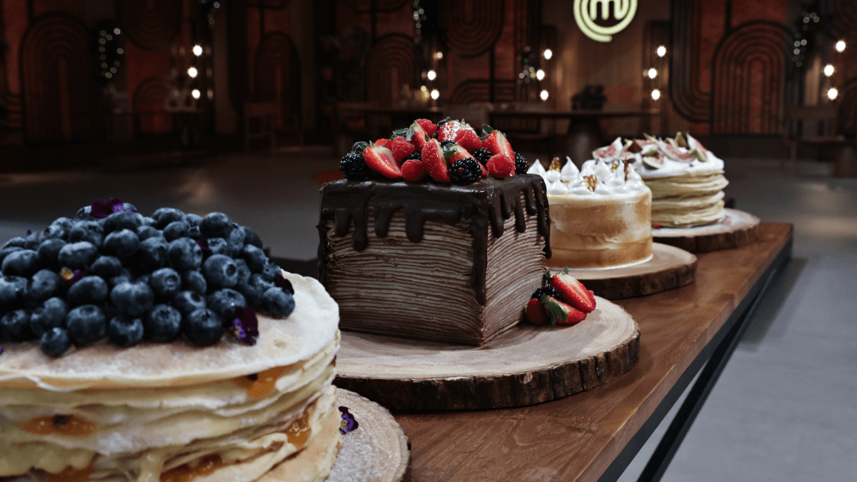 Bolo de crepe, que foi sucesso no MasterChef, é fácil de fazer; veja como