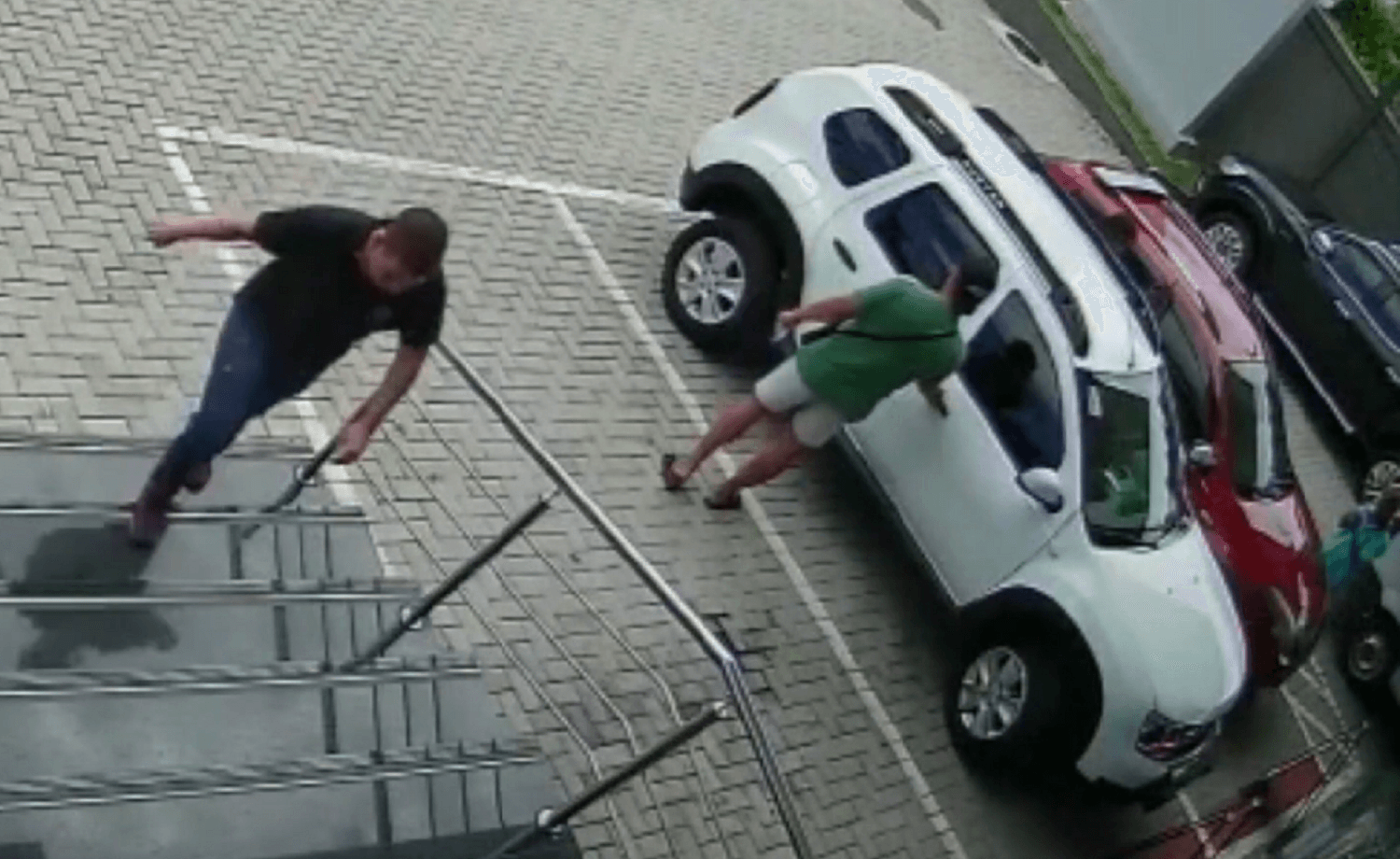 Jeff Machado: câmera flagrou suspeito tentando vender carro do ator
