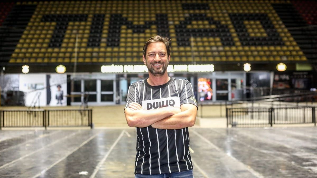 Com Duílio presidente, Corinthians venceu apenas 26% dos jogos fora de casa