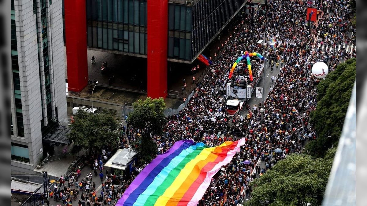 Parada do Orgulho LGBT+ deve movimentar meio bilhão de reais em São Paulo