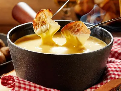 Fondue doce e salgado são boa pedida para os dias frios; veja receitas!