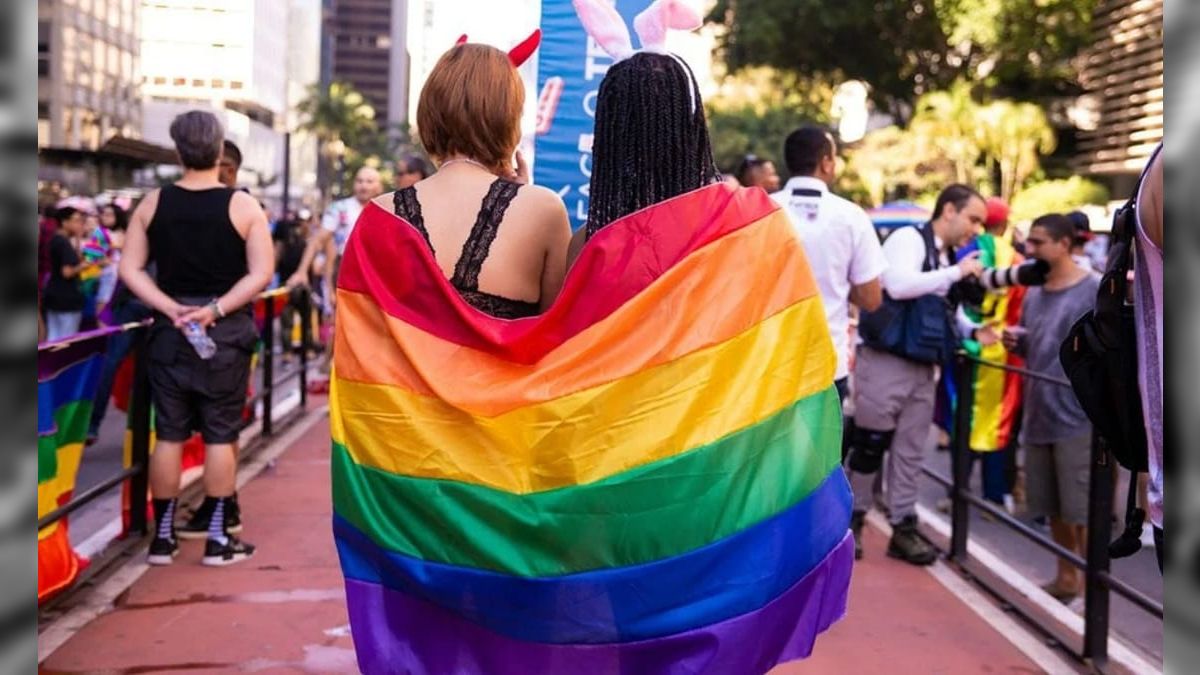 Guia da Parada LGBT+ de SP 2026: Veja ordem dos trios, shows e clima