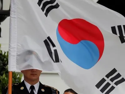 Ex-presidente da Coreia do Sul é condenado à prisão perpétua