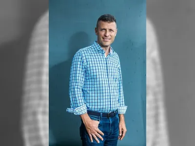 Quem é o ‘rei do ovo’ que entrou no top 10 dos bilionários do Brasil