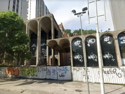 Prefeitura sugere reconstrução do Teatro Villa-Lobos