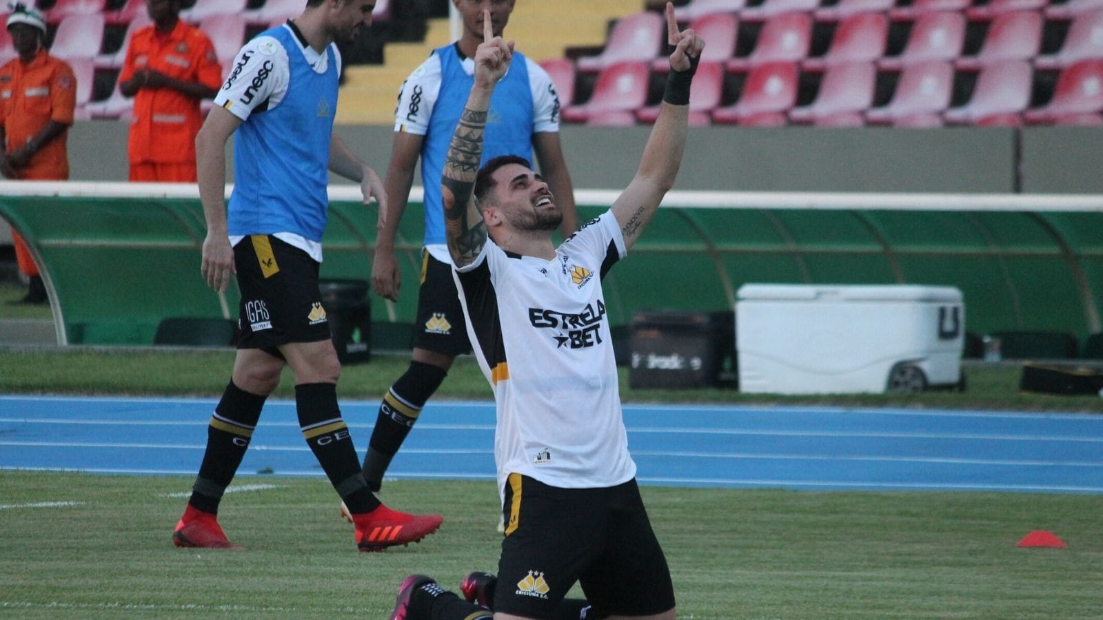 Criciúma vence Sampaio Corrêa e assume vice-liderança da Série B. veja os gols