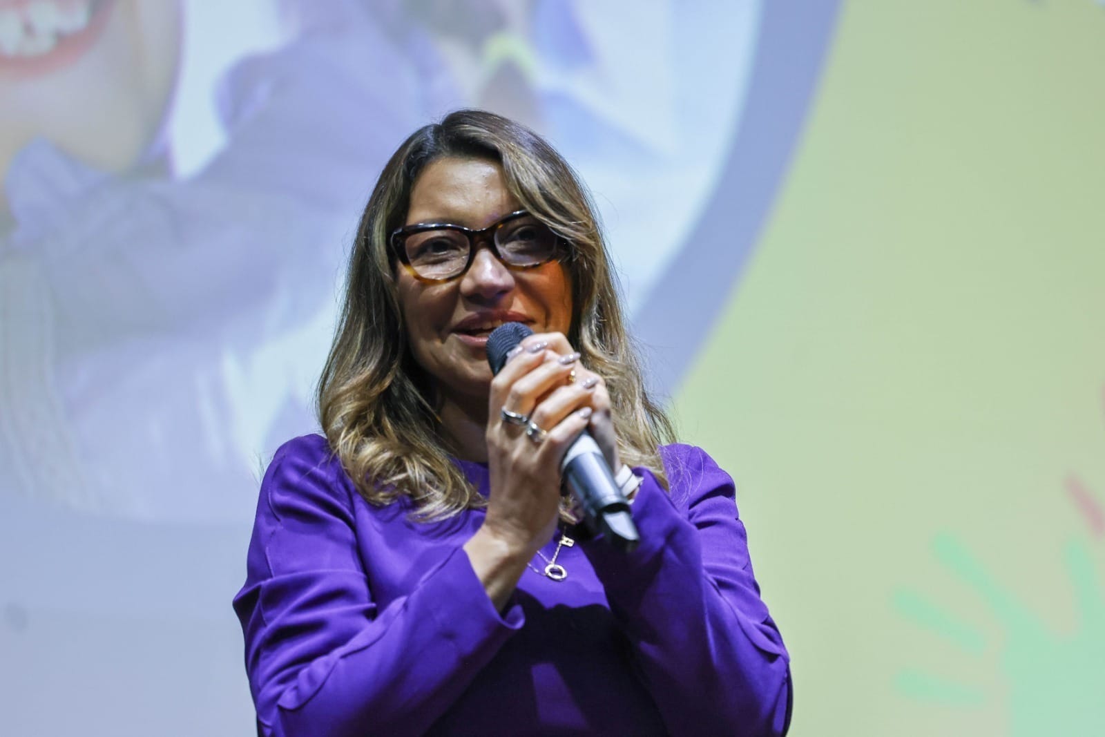 Janja manda recado a partidos que desejam o Ministério do Desenvolvimento Social