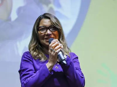 “Não há protocolo que me faça calar”, diz Janja após polêmica em viagem para China