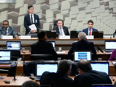 Messias diz que 'STF não pode ser visto como uma terceira casa legislativa'
