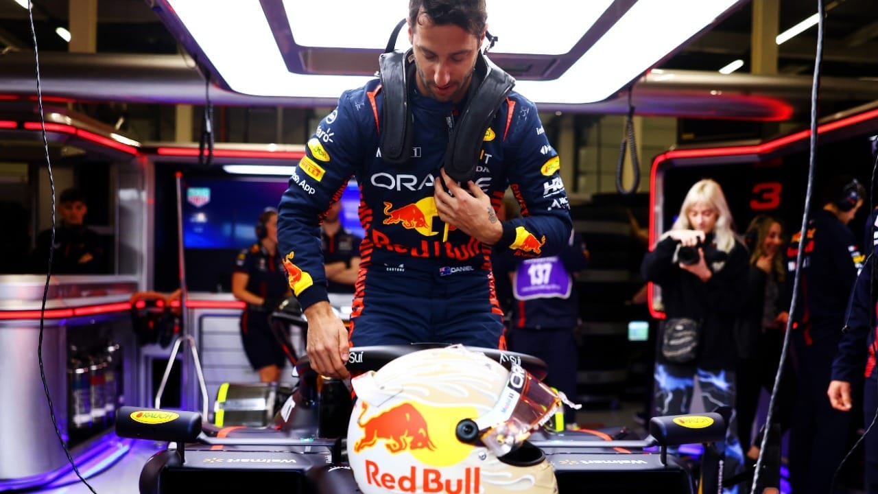 Daniel Ricciardo reestreia pela Red Bull em teste de pneus da F1 na Inglaterra
