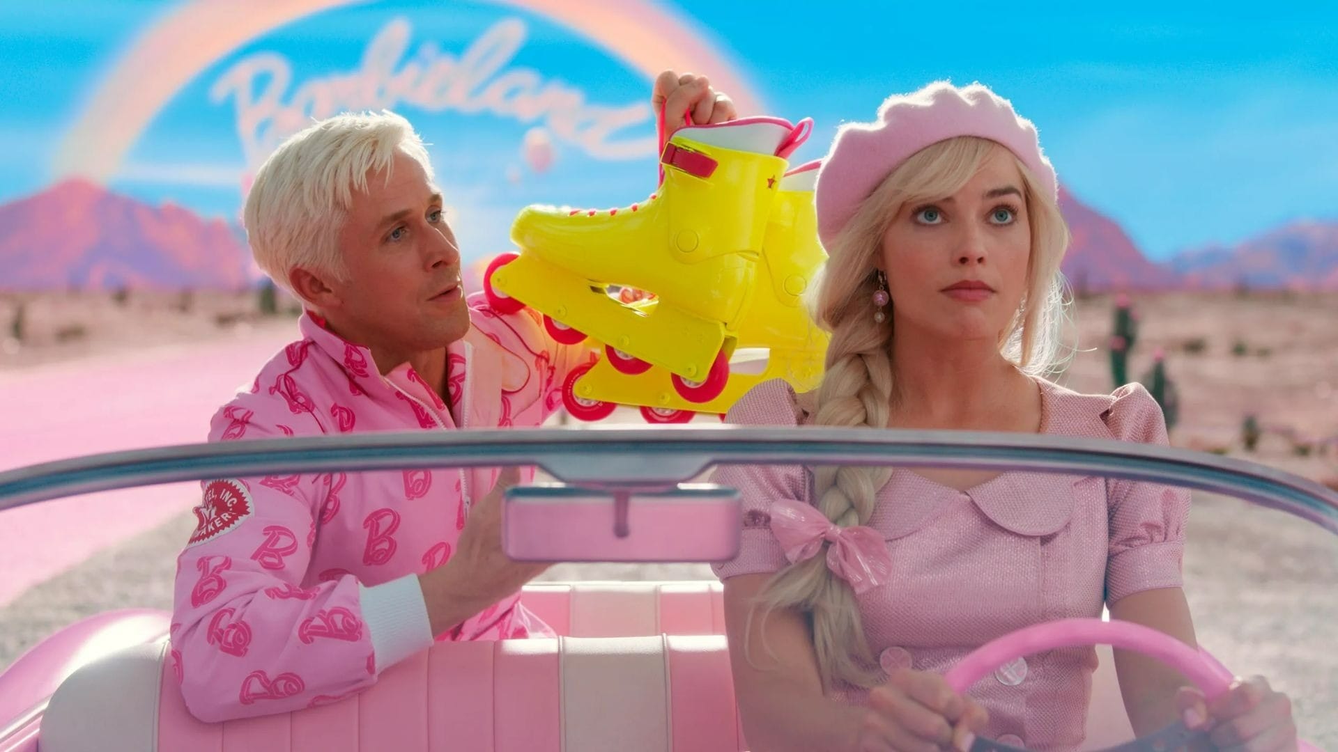 Barbie e Ken disputam protagonismo em filme recheado de críticas ao machismo